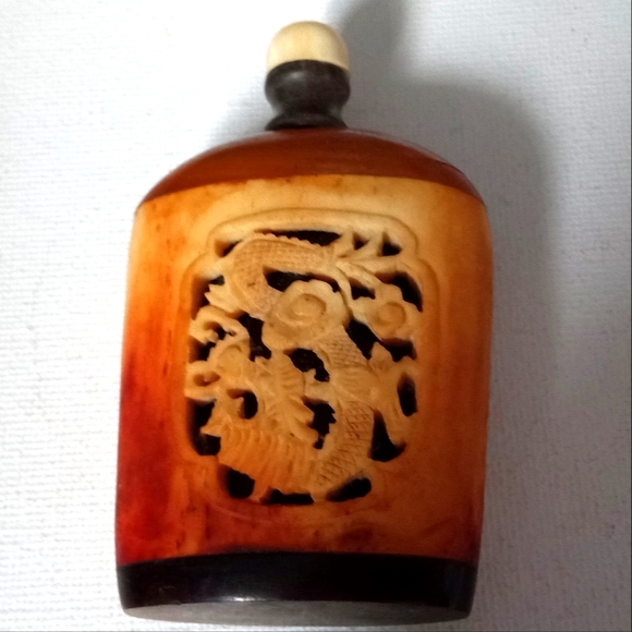 Ancient Hand Carved Chinese/Japanese? Snuff Bottle - Picture 2 of 4